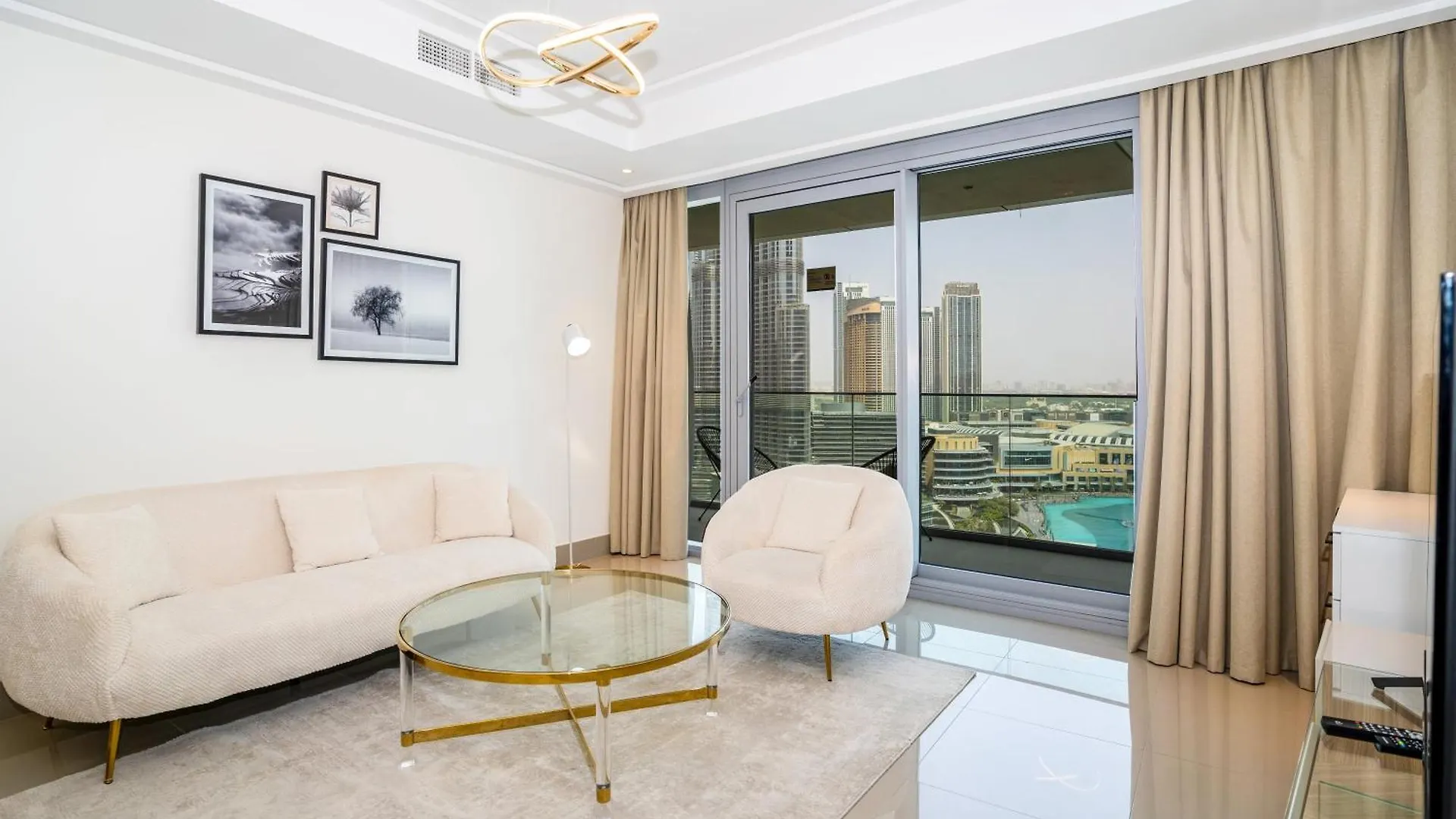 דירות דובאי New Arabian Opera Grand Downtown 0*,