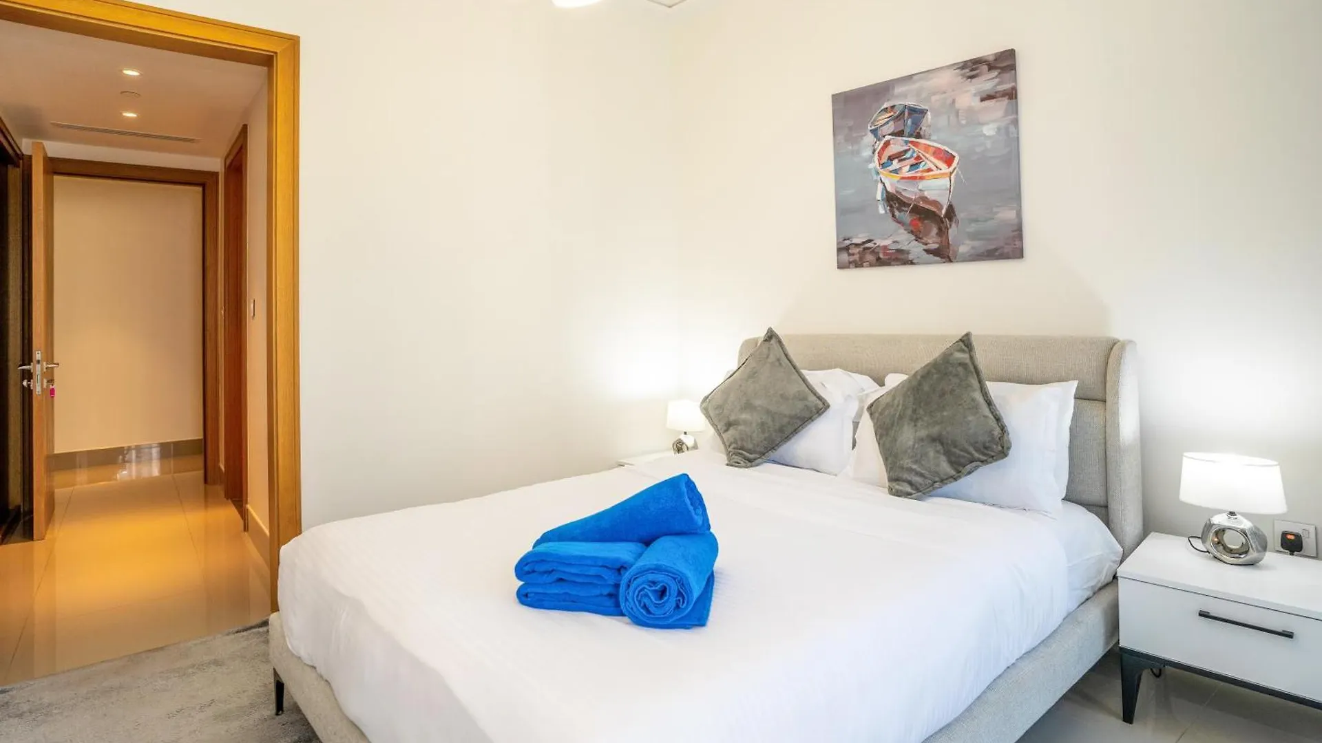 New Arabian Opera Grand Downtown Apartment Dubai United Arab Emirates