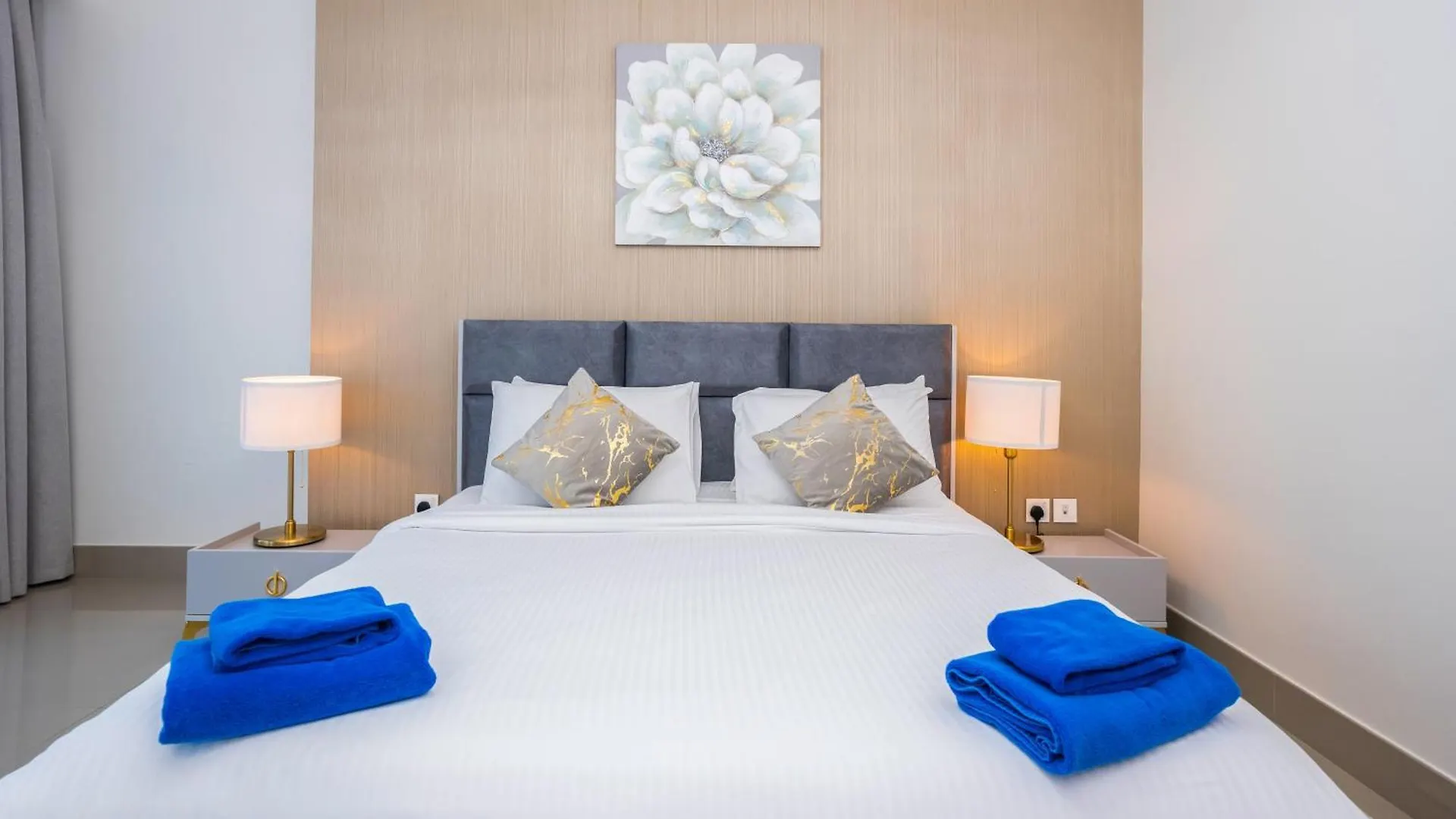 New Arabian Opera Grand Downtown Apartment Dubai United Arab Emirates