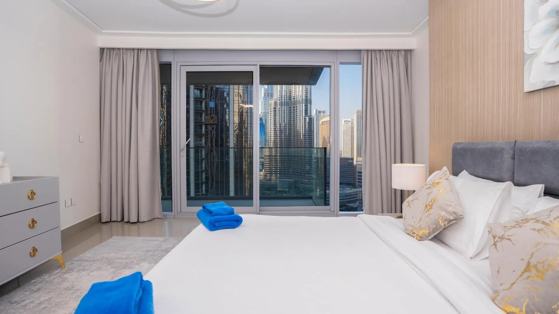 New Arabian Opera Grand Downtown Apartment Dubai