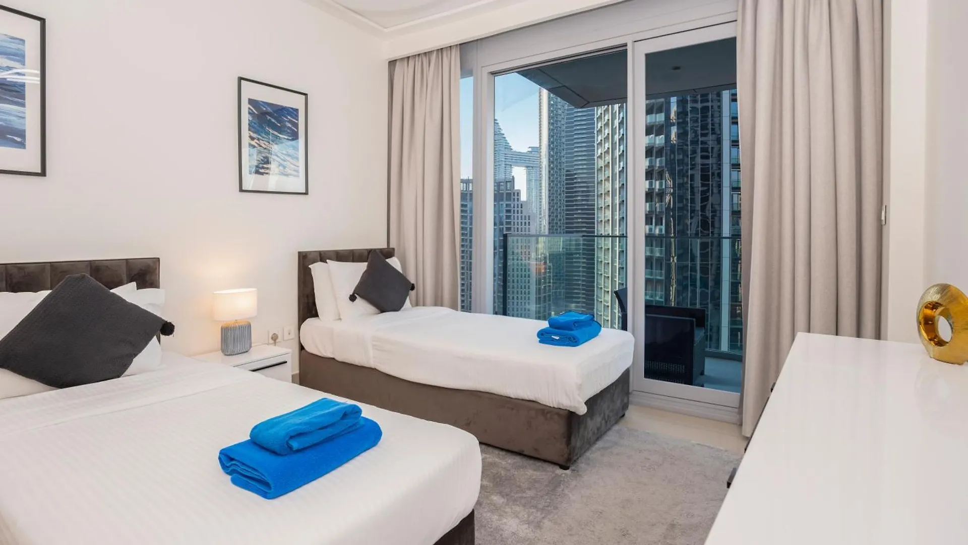 New Arabian Opera Grand Downtown Apartment Dubai United Arab Emirates