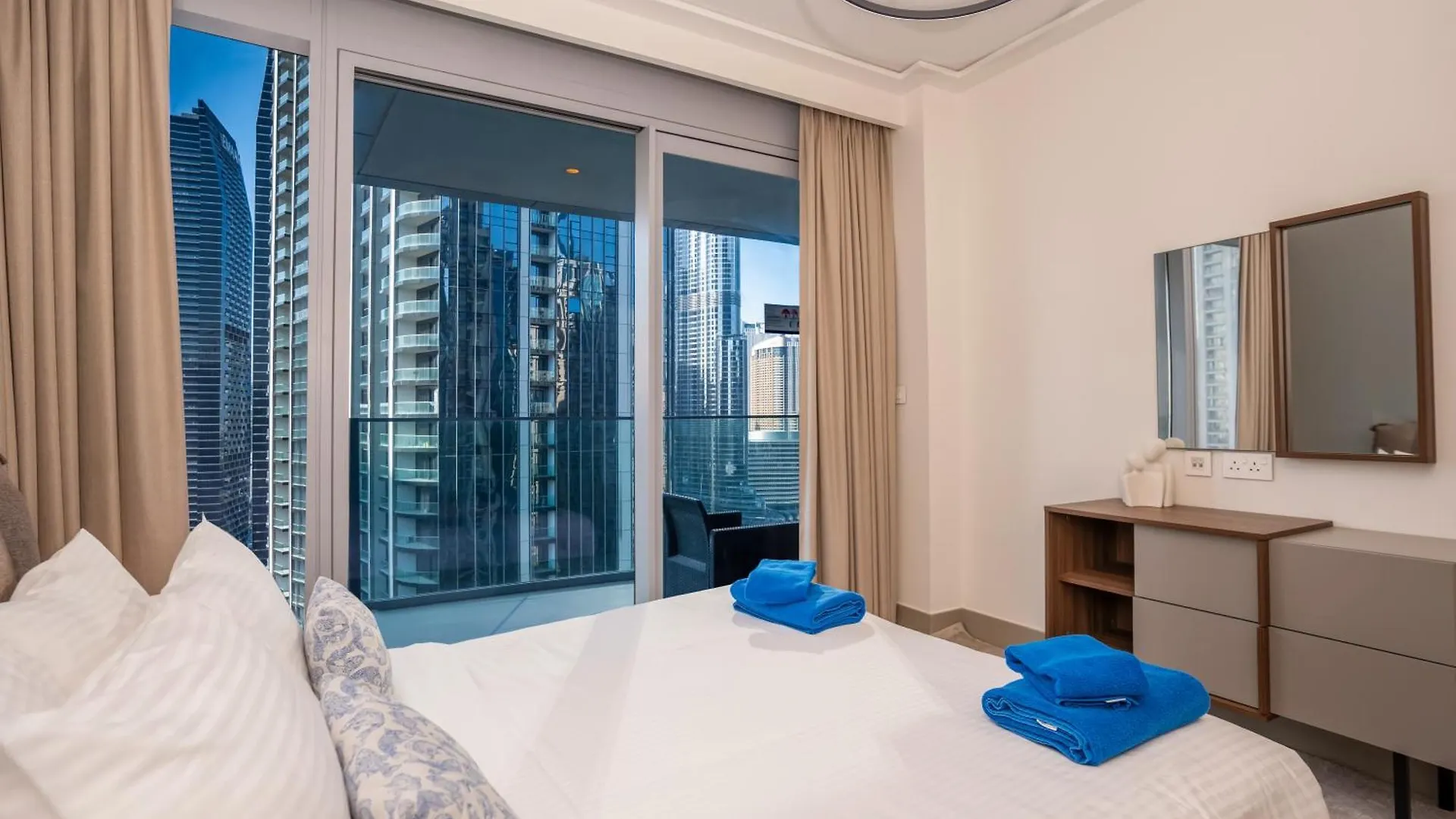 New Arabian Opera Grand Downtown Apartment Dubai