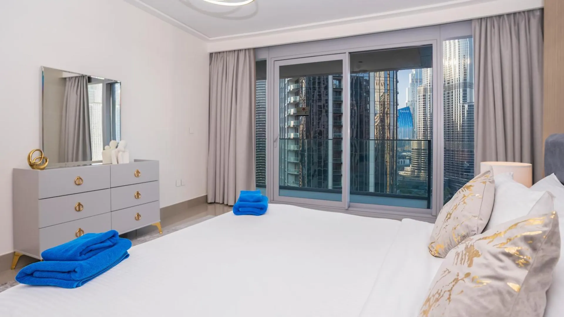 New Arabian Opera Grand Downtown Apartment Dubai